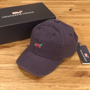 NWT Vineyard Vines Christmas Tree Truck Cap Hat